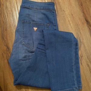VERY high waisted GUESS skinny jeans